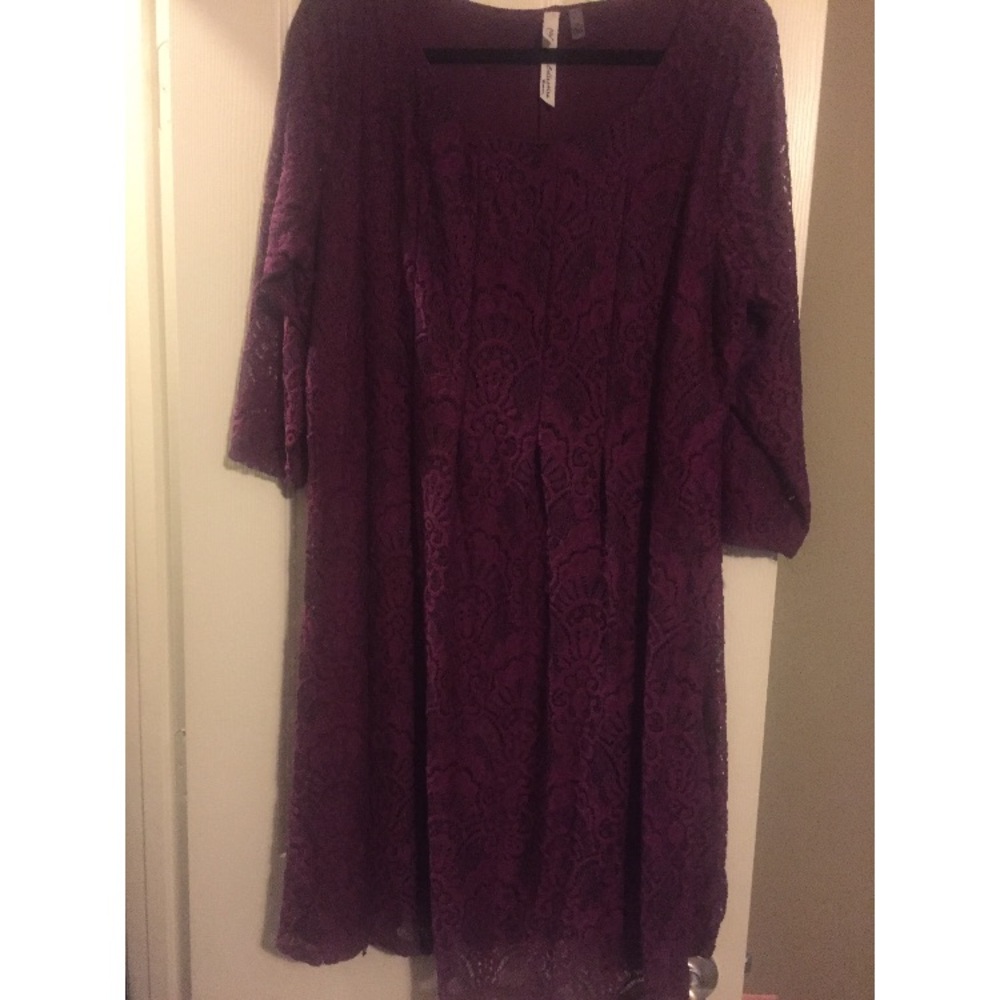 Purple 3/4 Sleeve Lace Dress